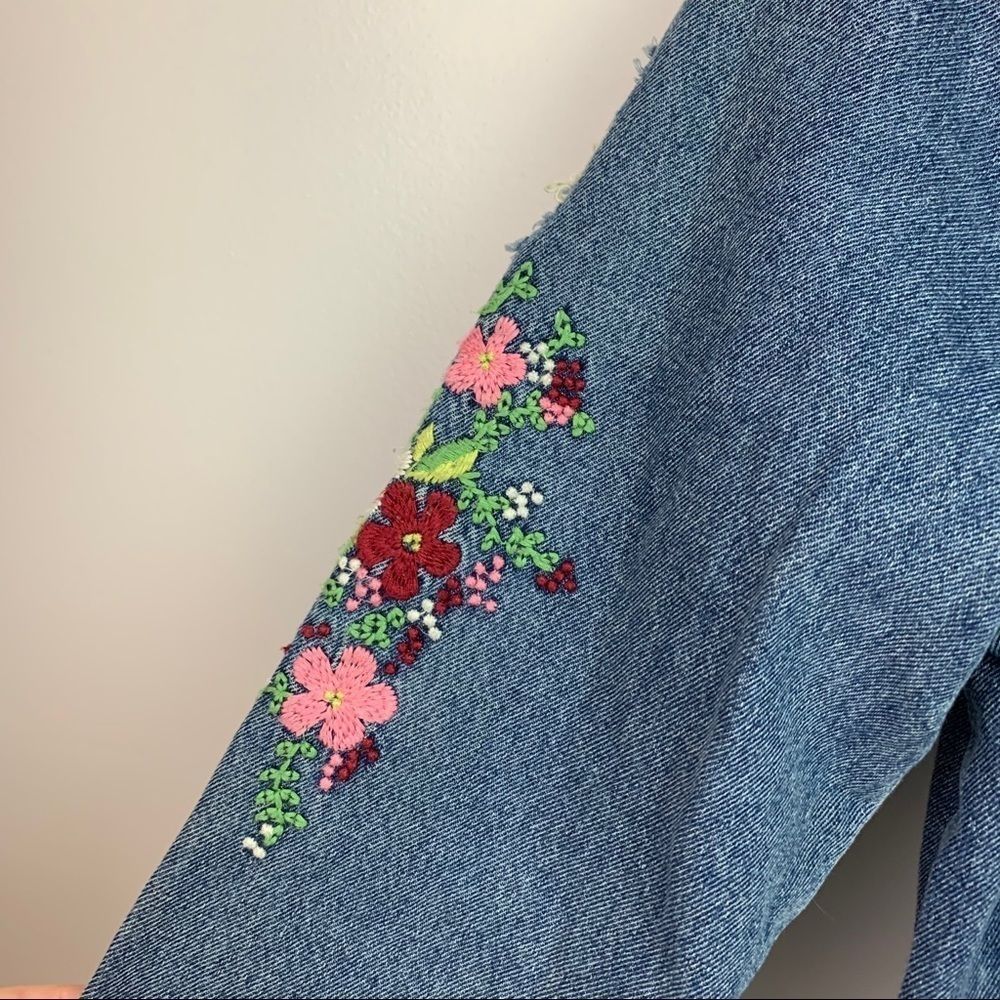 Embroidered Distressed Jeans Jacket - Picture 6 of 8